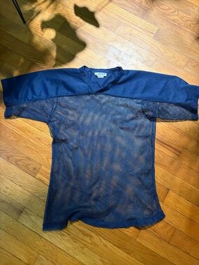 Navy Mesh Athletic Jersey Top vintage medium